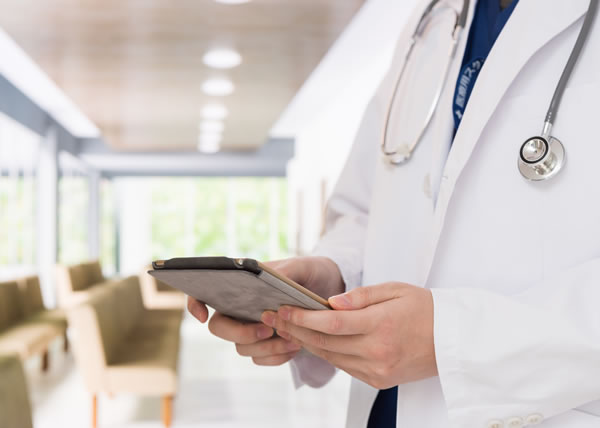 ヘルスケアサービス事業者向け情報マネジメント･テクノロジーサービス